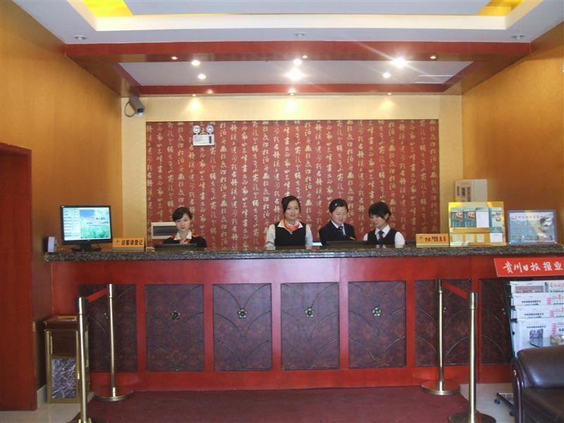 Greentree Inn Guiyang Penshuichi Business Hotel מראה חיצוני תמונה